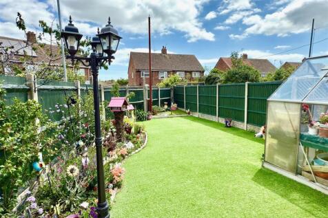 GARDEN BACK.jpg