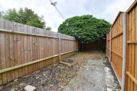 30_Kitchener_Road_Pic_3.jpg