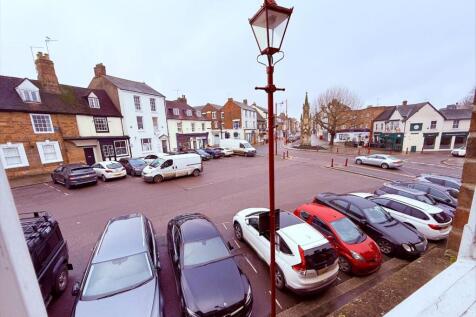 17 Market square view