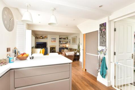 Lounge/ Conservatory