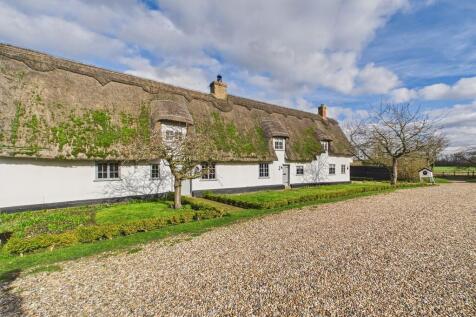 CAM01689G0-PR0505...