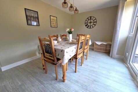Kitchen - Dining - Family room