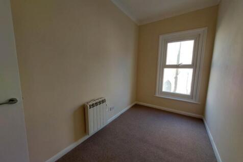 Second bedroom (fron