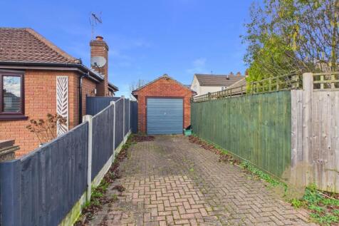 CAM01659G0-PR0730-STILL024.jpg