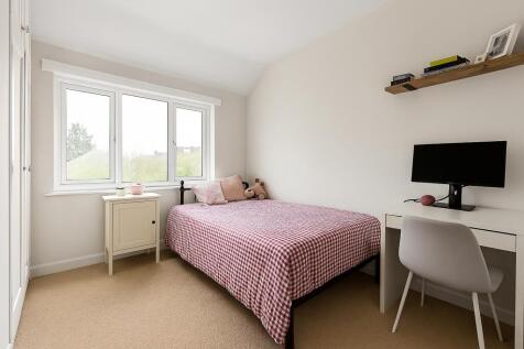 3 bed, 2 bath End of Terrace in manchester - Photo 8