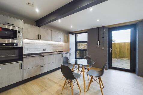 Kitchen Living Ro...