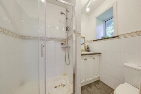 En Suite Shower