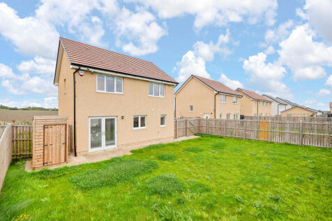 Back Garden of 13 Barbachlaw Way