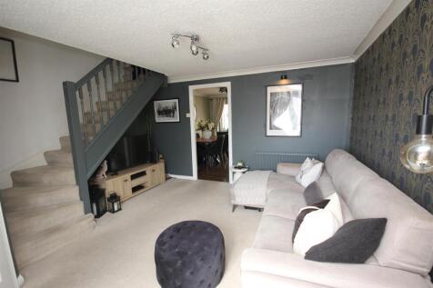 lounge 2.JPG