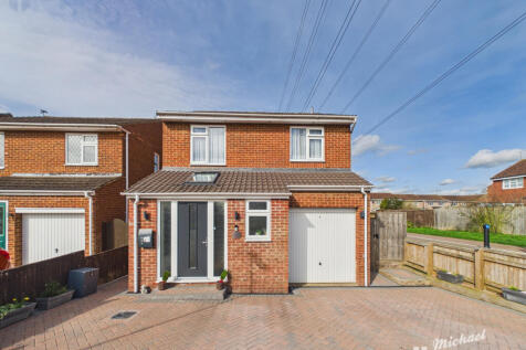 CAM03218G0-PR0941-STILL015