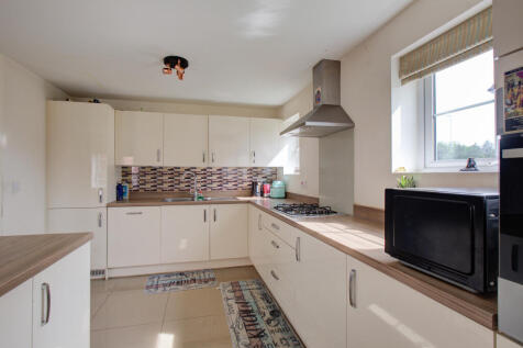 36 SCOTSMAN AVENUE-2