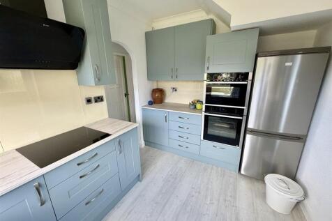 Bramleys Estate Agents - Wellhouse Lane - Mirfield