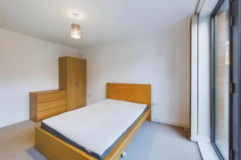 CAM05016G0-PR0020-ST