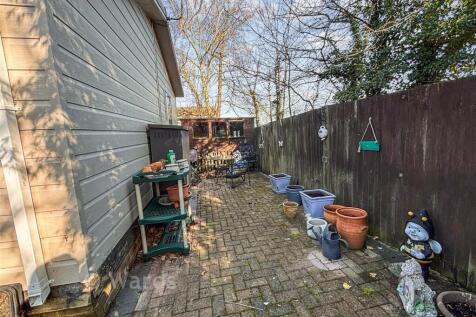 Side Garden