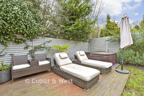 External Lifestyle Photograph