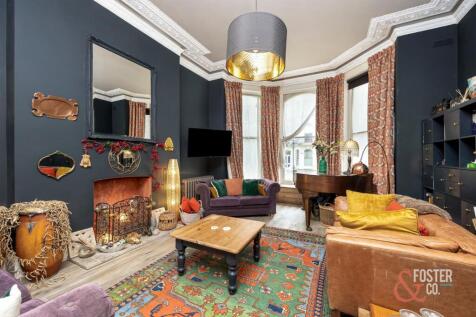 St Aubyns, 22, Flat 3-006.JPG