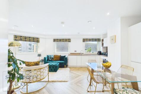 Kitchen / Living Area