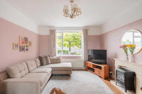 1M7RMD - Living Room D.jpg