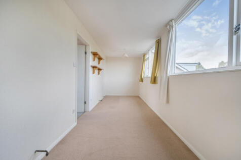 1347864-2-68bdeaf...