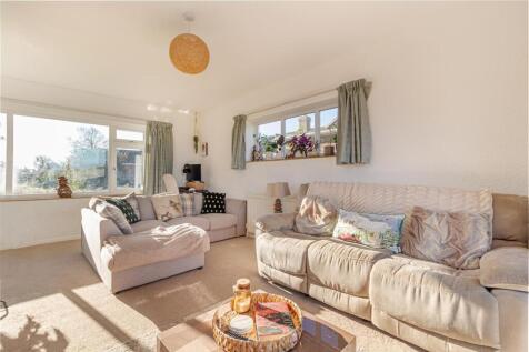 Living-room-2.jpg