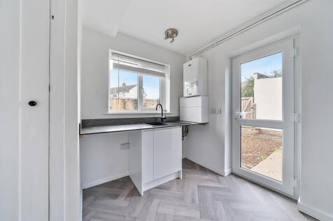 Kitchen / Breakfast Room