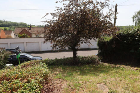 Garden to front and view beyond