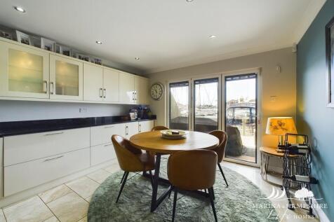 CAM03691G0-PR0014...