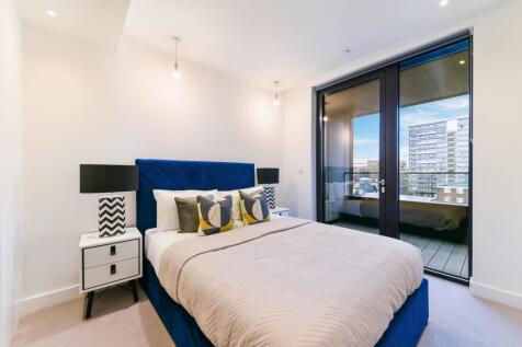 HKR Hoxton, Dawson S