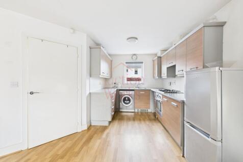 Lounge/Diner & Kitchen