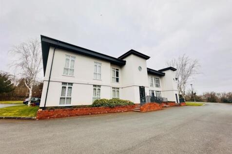 2 Bedroom Flat in WV6 9BH