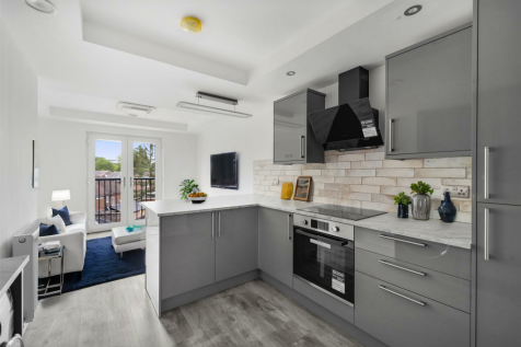 27 bed, 24 bath Block of Apartments in Manchester - Photo 23