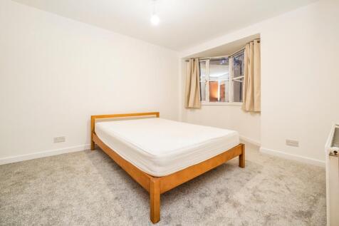 Bedroom (2)