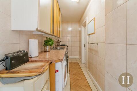 Hadleigh Estate Agents-19.jpg