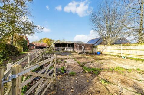 Stables & Outbuildings