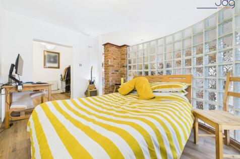 Open Plan Living Accommodation