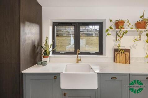 20 Aubrey Road -020-1800.jpg