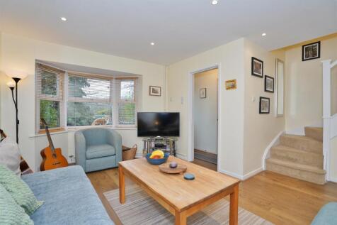 3 Rosewood Cresent-18.jpg