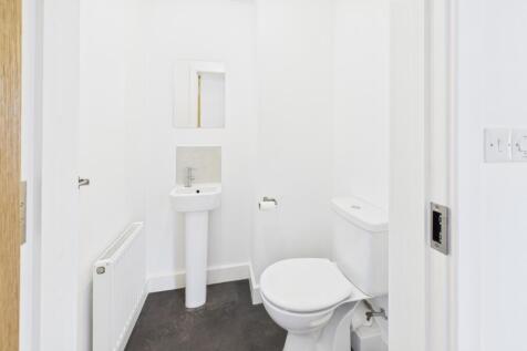 EweMove Spalding - Downstairs wc