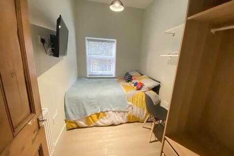 Flat 1, 7 Melton ...