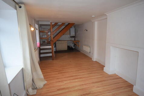 OPEN PLAN LOUNGE/...