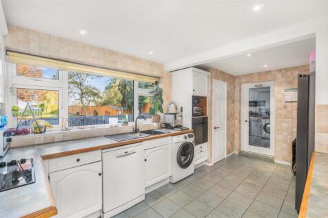 Strathcarron, 9a Twyford Avenue, Twyford-9.jpg