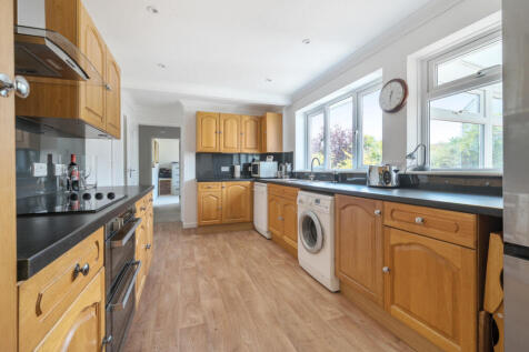 1331019-7-68928bd...