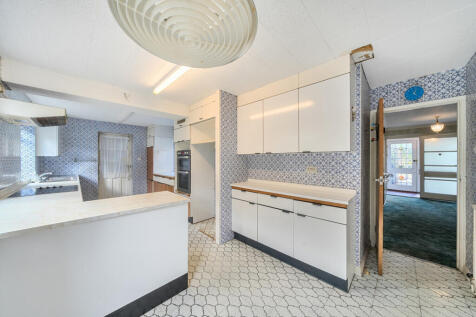 1344647-11-68aef0...