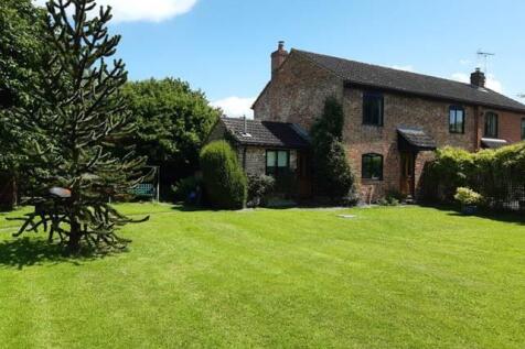 2 Bedroom Semi-Detached in GL2 8JX