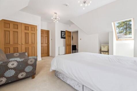 8 bed, 7 bath Detached in Glasgow - Photo 42
