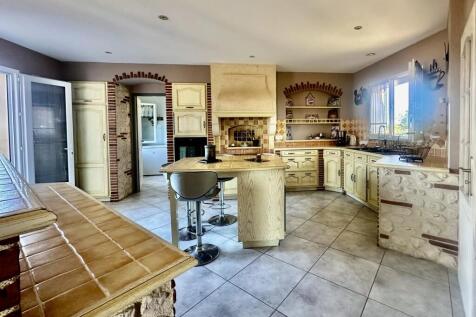 Property Image 40