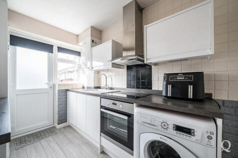 0cf2c98a-950e-478...