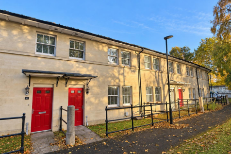 2 Bedroom Terraced in BA2 5DX