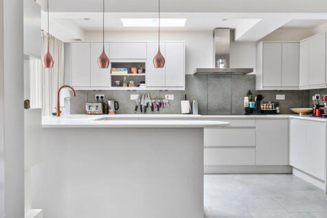 1328012-12-688a2d...