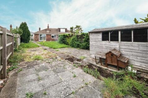 42 Ledbrook Road CV32-17.jpg